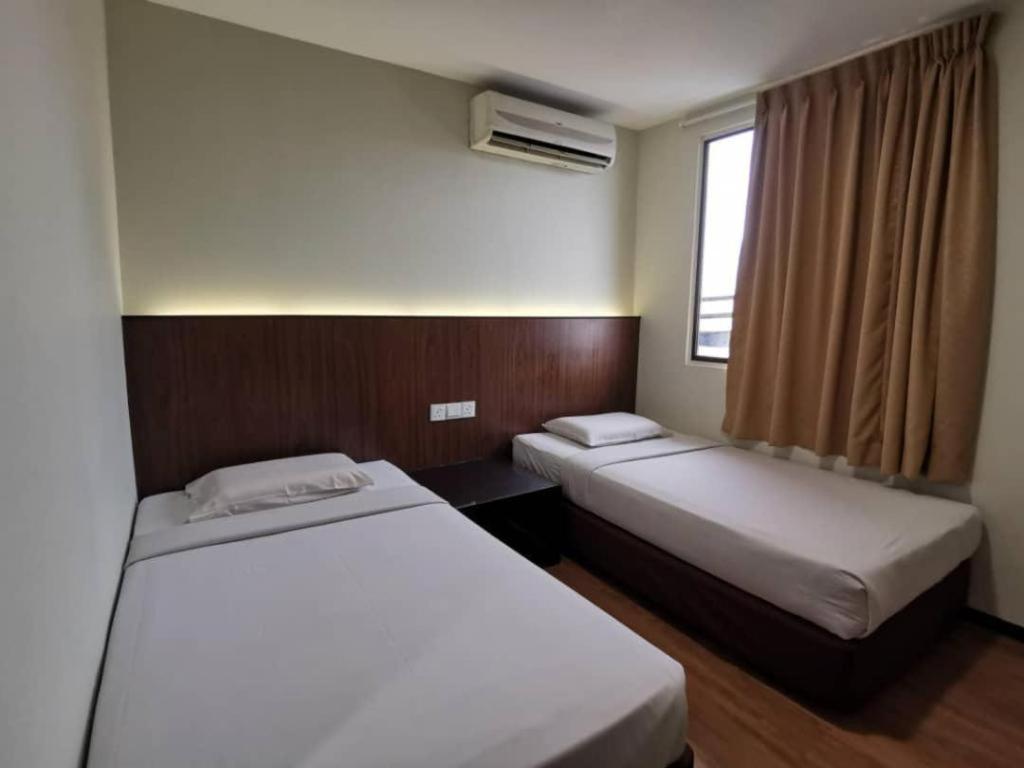 Hotel Holiday Kota Kinabalu Eksteriør billede