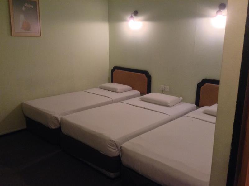 Hotel Holiday Kota Kinabalu Eksteriør billede